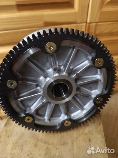 Вариатор ведущий Polaris