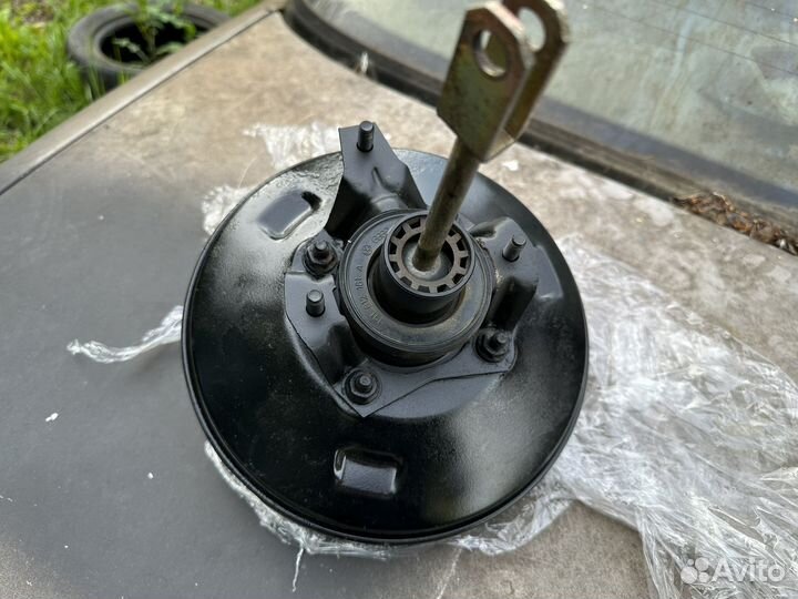 Вакумный усилитель тормозов Golf 2