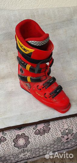 Горнолыжные ботинки Salomon 28,5 (Flex) 120