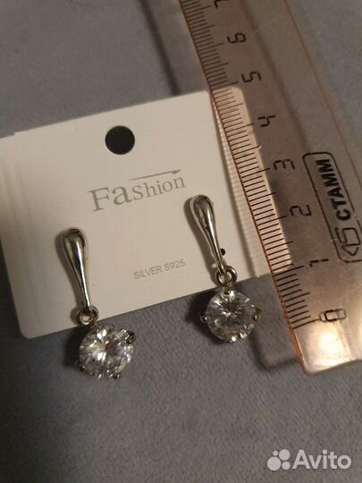 Серьги и кольца Swarovski в ассортименте