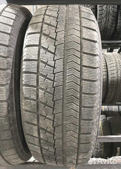 Bridgestone Blizzak VRX 215/60 R16 95Y