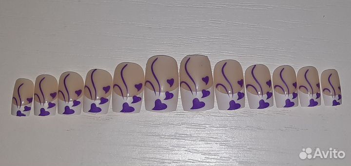 Накладные ногти с дизайном