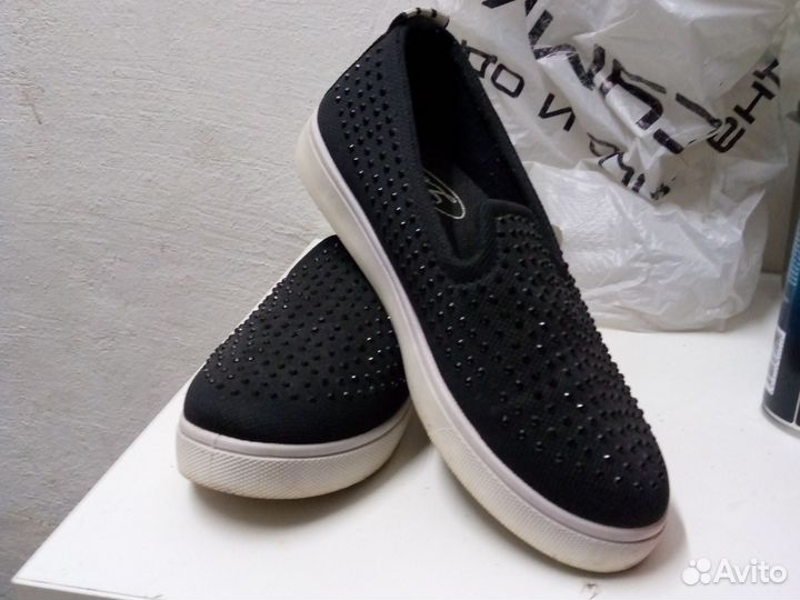 Слипоны женские