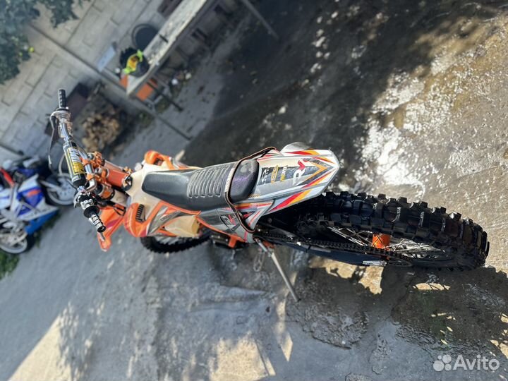 Regulmoto Crosstrec 300