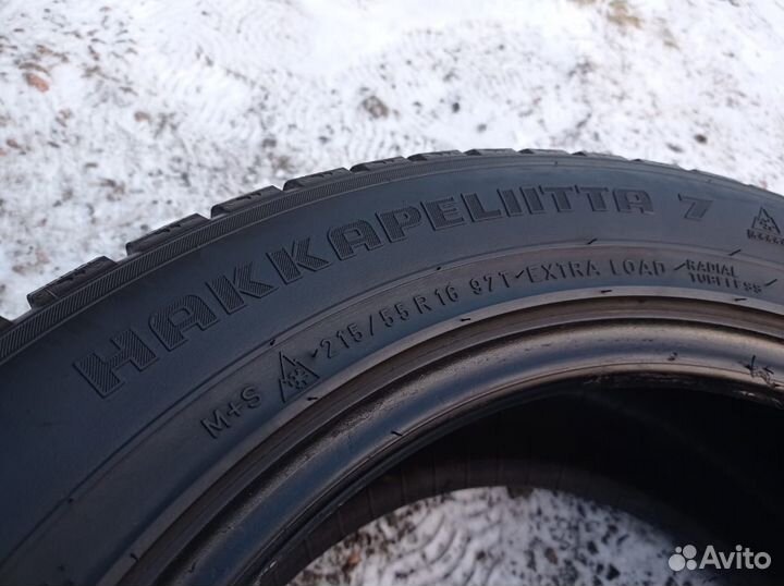 Nokian Tyres Hakkapeliitta 7 215/55 R16