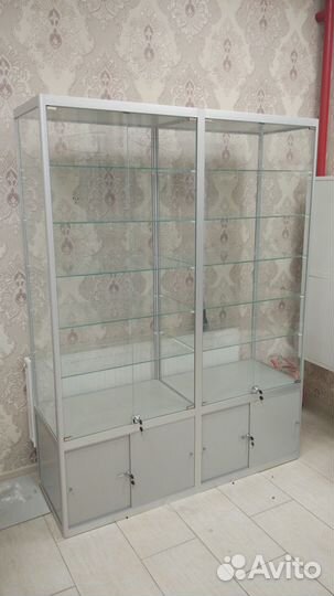 Стеклянные витрины из алюминиевого профиля