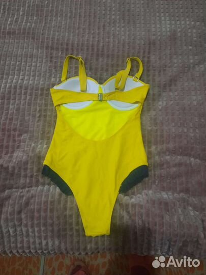 Купальники женские