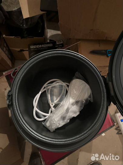 Мультиварка Redmond RMC-M252