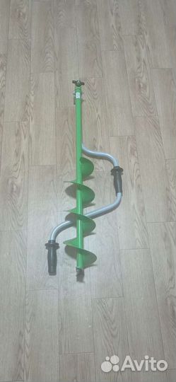 Ледобур для зимней рыбалки