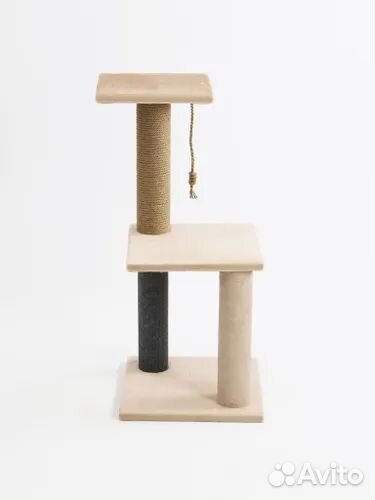 Когтеточка с игрушкой и лежанкой