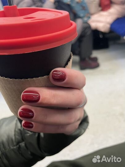 Укрепление ногтей гелем, покрыт гель лаком