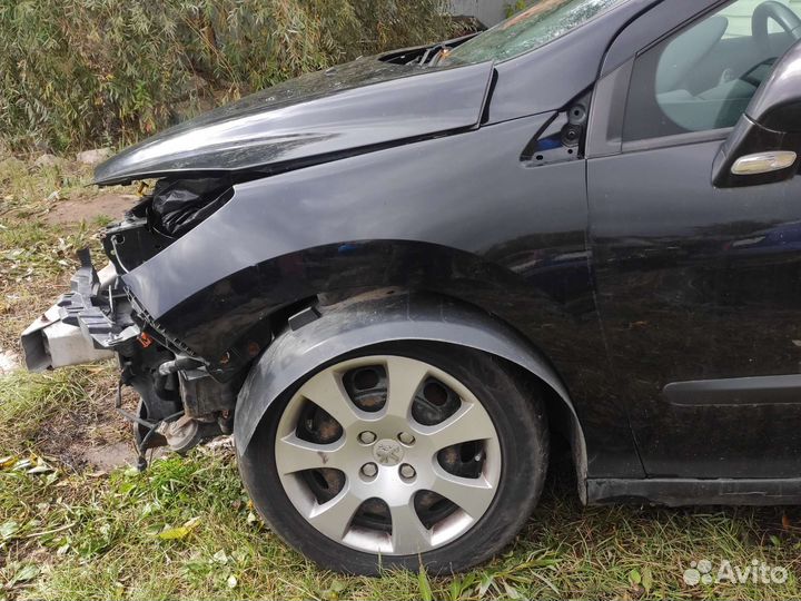 Крыло переднее левое пежо 308 цвет черный