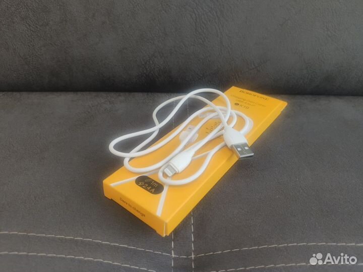 Кабель для зарядки Borofone BX19 lightning 2.4A