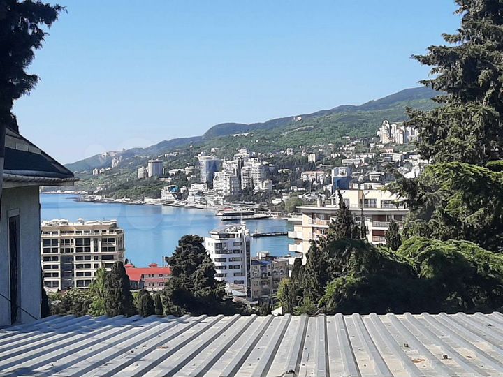 2-к. квартира, 40 м², 1/2 эт.