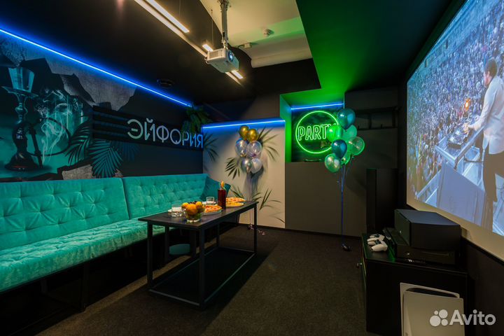 Лофт для отдыха с приставкой и караоке 