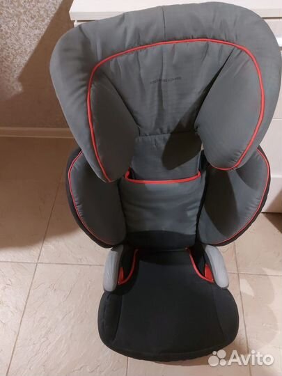 Детское автомобильное кресло бу