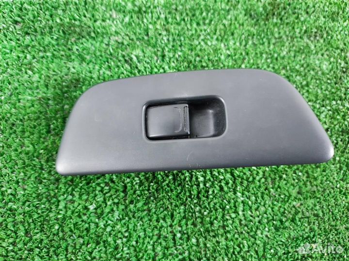 Кнопка стеклоподъемника Suzuki Ignis 2006