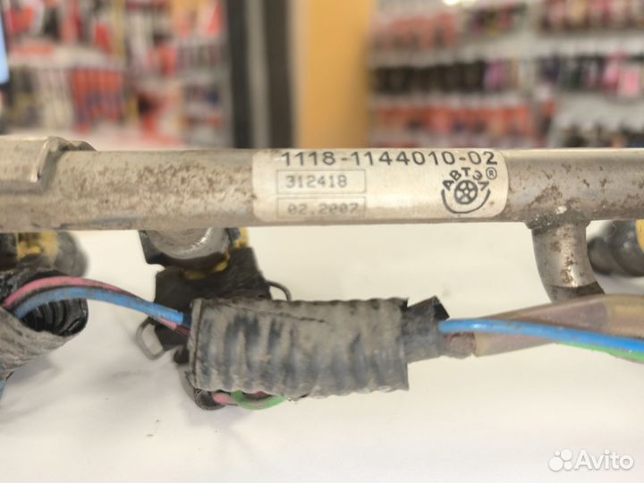 Топливная рампа 1.6 8кл