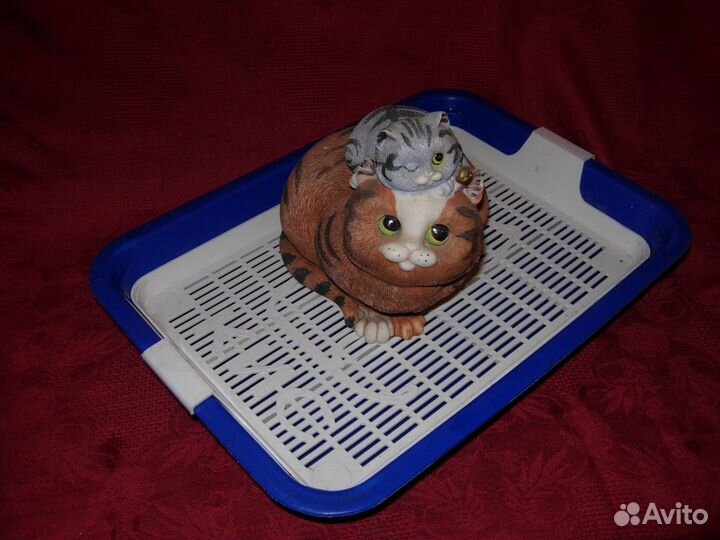 Лотки для кошек (разные)