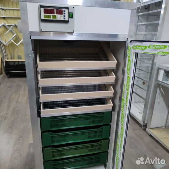 Инкубатор Выводной шкаф на 400 яиц