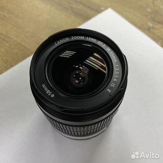 Объектив Canon EF-S 18-55mm