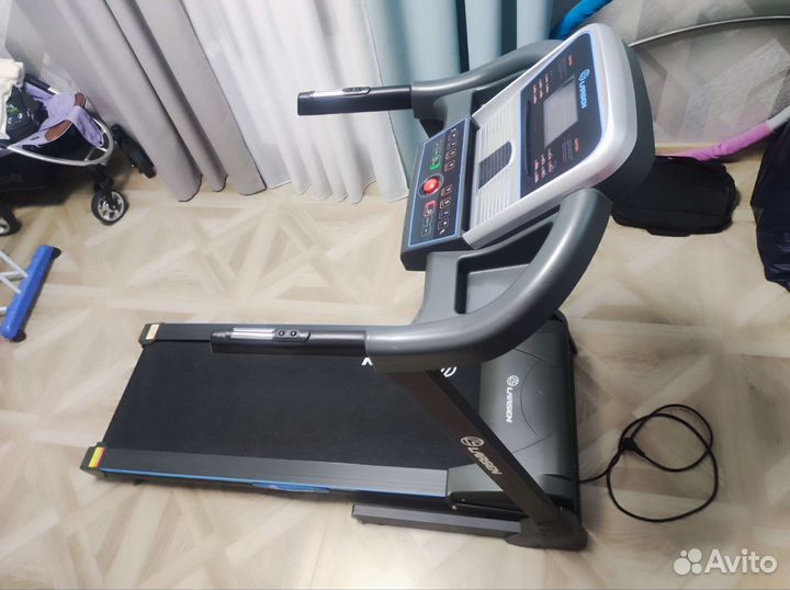 Беговая дорожка Larsen