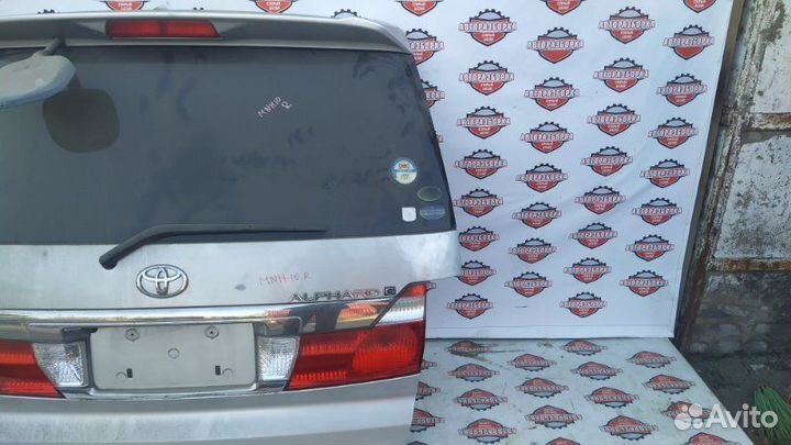 Дверь багажника Toyota Alphard MNH10W 1mzfe 2004