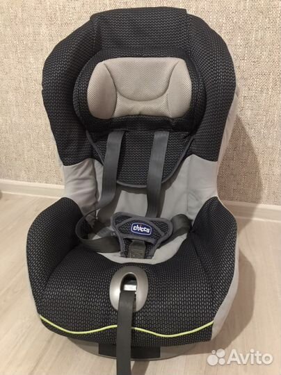 Автокресло chicco (с isofix)