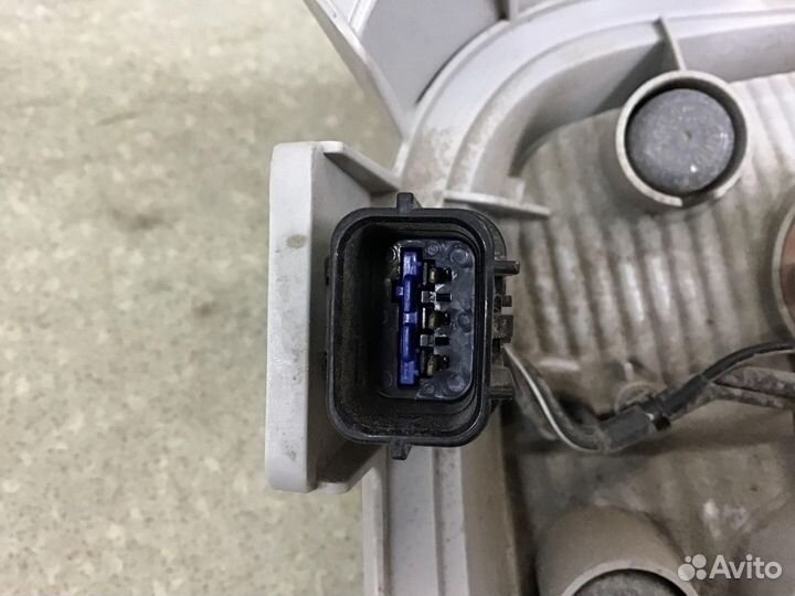 Фонарь задний в бампер правый Kia Cerato 2018