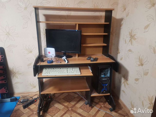 Компьютерный стол бу