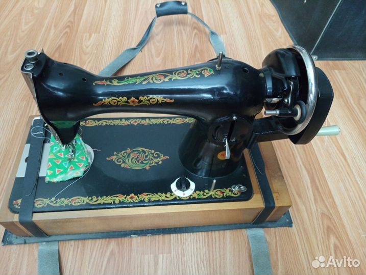 Швейная машинка ручная Подольск, Чайка