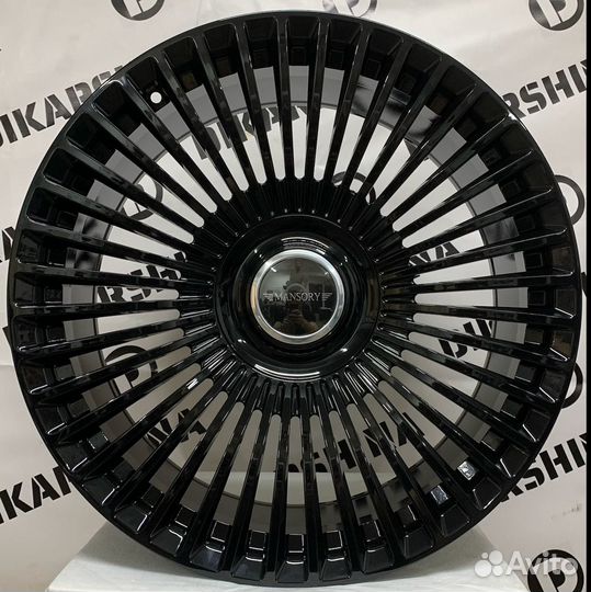 Кованые диски на Cadillac Кадиллак Escalade R24