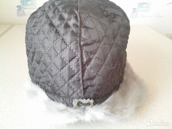 Женская шапка с голубой норки