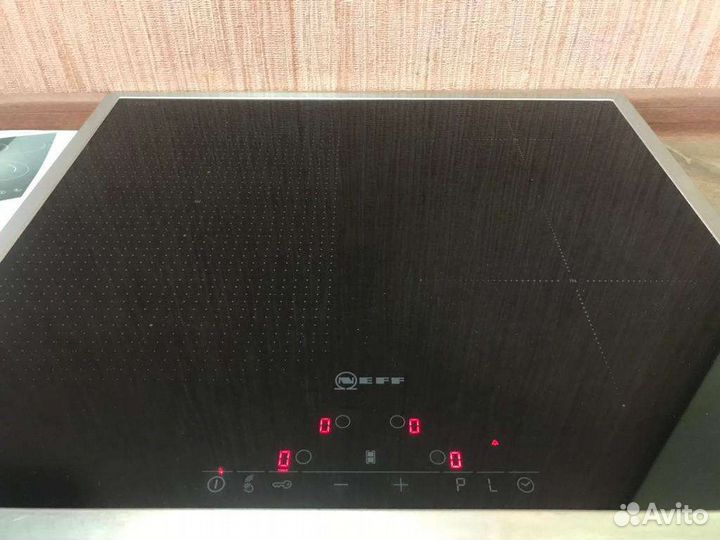 Индукционная варочная панель Neff