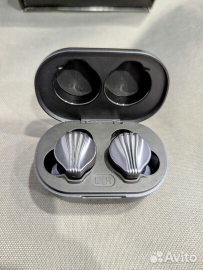 FiiO FW5 + чехол