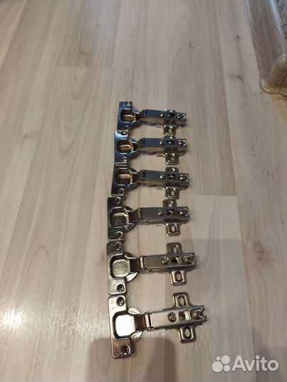 Мебельная петля без доводчиков