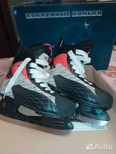Коньки хоккейные 41 размер
