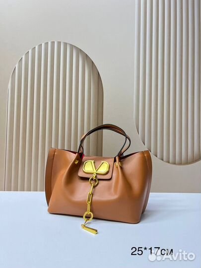 Сумка Valentino