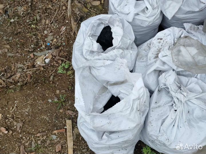 Уголь каменный в мешках и валом