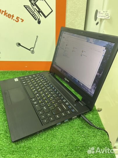 Ноутбук Aquarius NS573 / SSD /RAM - DDR4