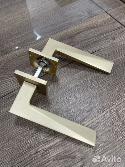 Дверные ручки межкомнатные