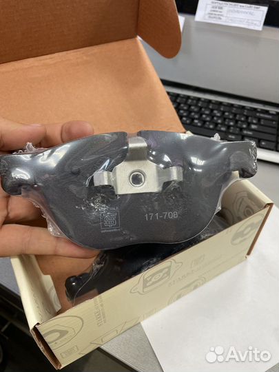 Колодки тормозные передние bmw x5 x6 e70 e71