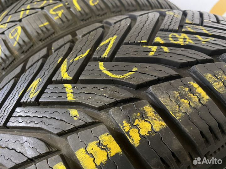 Michelin Alpin 6 215/60 R17