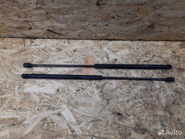 Газовые упоры крышки багажника Ford focus 2 хетч