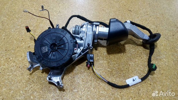 Корпус бокового левого зеркала б/у Фольваген Тигуа