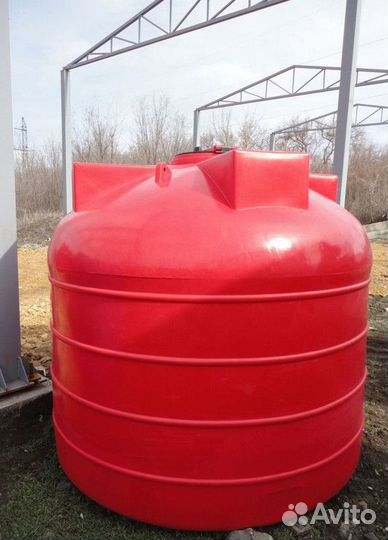 Пластиковая емкость на 5000 литров