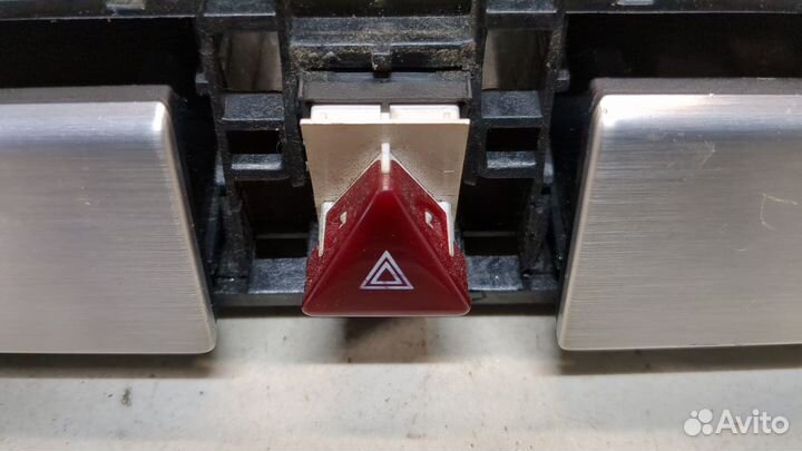 Бардачок Volkswagen Passat CC, 2009