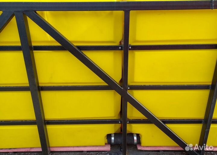 Емкость с полным сливом кассета 10000л