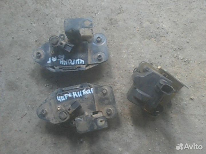 Замок багажника Jeep Grand Cherokee WJ