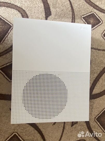 Консоль xbox one s